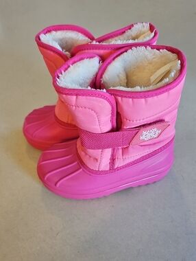Pink Toddler Snowboots